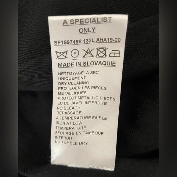 Balmain Black Blazer with Gold Buttons / 38 m - Picture 14 of 14